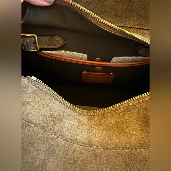 Coach Empire 28 Olive Green Suede - Picture 14 of 15